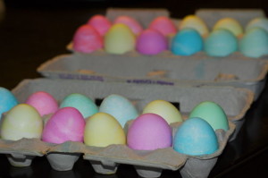 coloring eggs
